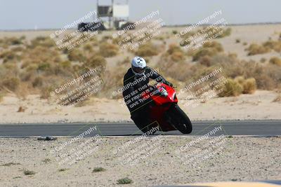 media/Mar-28-2022-Superbike Trackdays (Mon) [[b8603d0f67]]/Open Track Time/Turn 16/